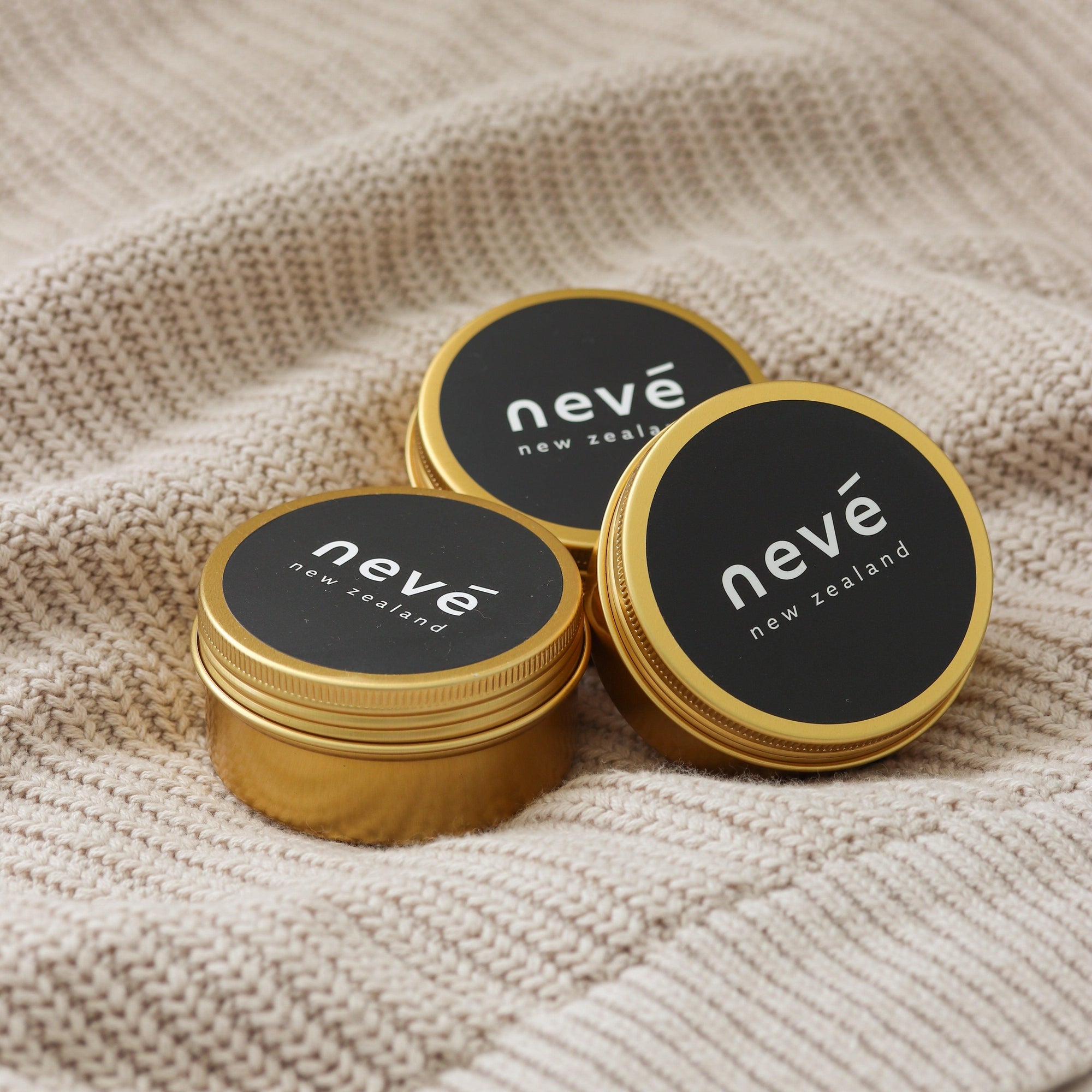 Christmas Lily Candle