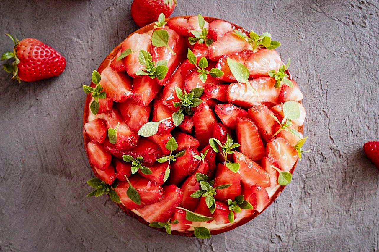 BUTTER PASTRY'S STRAWBERRY TART - Nevé 