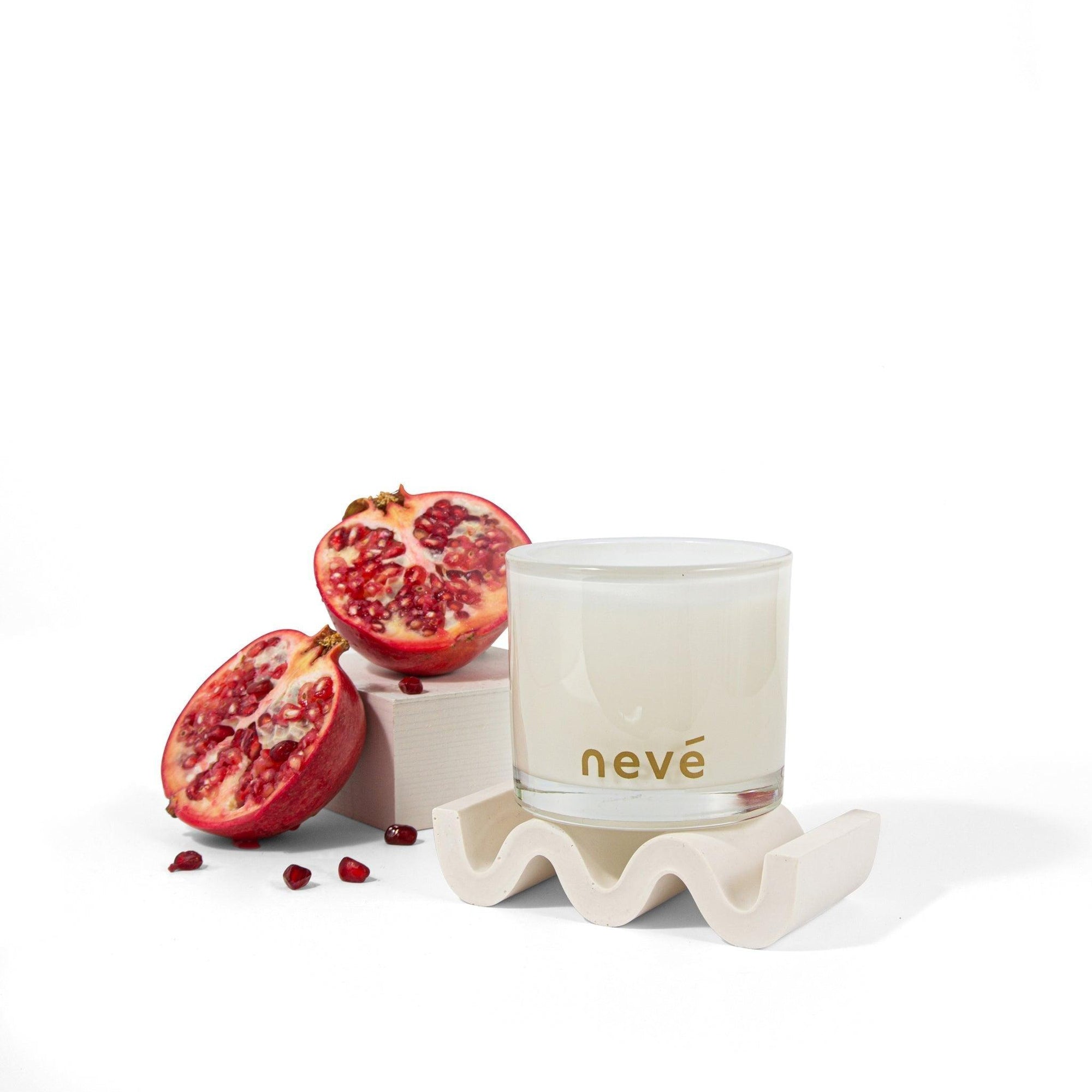 Pomegranate + Juicy Mango Candle - Nevé 